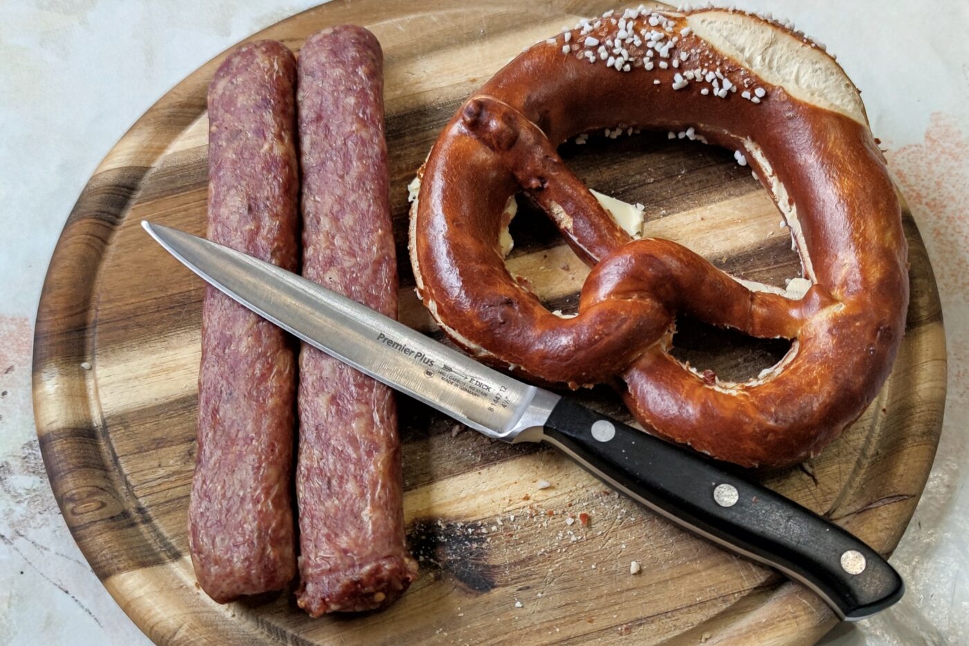 Rezept für feine Bratwurst | Räucherwiki Rezept für feine Bratwurst | Räucherwiki